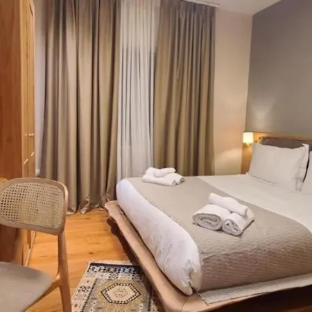 Velar Boutique Κορυτσά