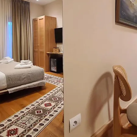 Velar Boutique Πανδοχείο Κορυτσά