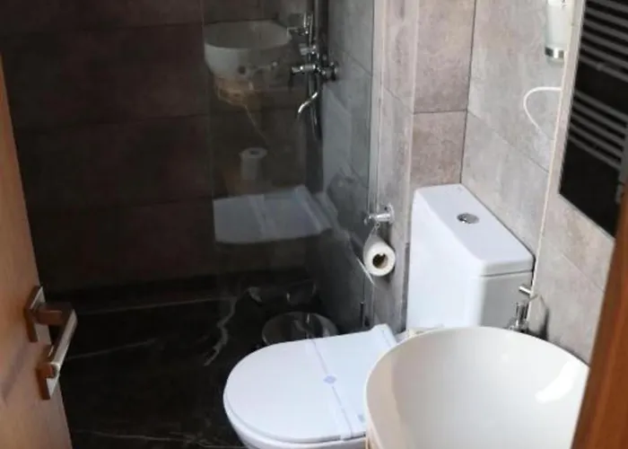 Velar Boutique * Korce